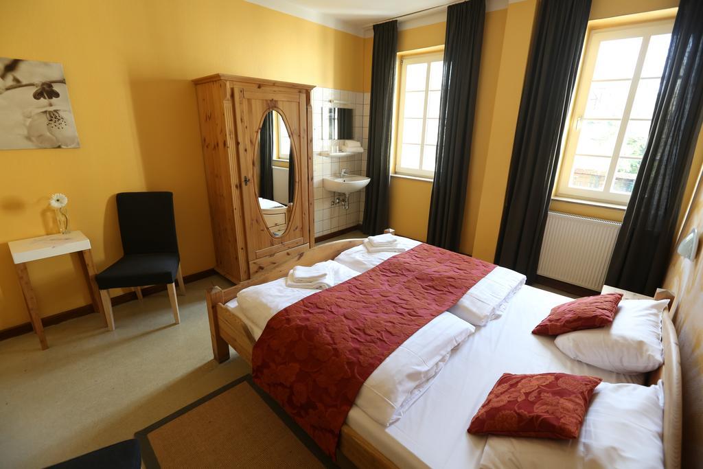 Kolping Hostel Trier Im Warsberger Hof ห้อง รูปภาพ
